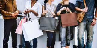 holiday shopping trends 2018