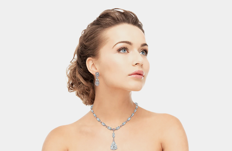 Ariana Diamond Necklace - Canadian Jeweller Magazine