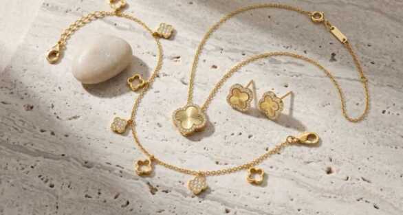 House of Jewellery Brings a New Diamond Line to the One Show Where It Doesn't Need an Introduction 2 House of Jewellery clover-motif vermeil jewellery collection