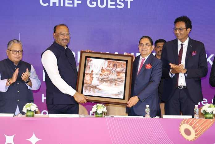 Chandrashekhar Bawankule and Kirit Bhansali at the IIJS Bharat Premiere 2026 inauguration in Mumbai, the trade backdrop to the Canada India jewellery trade agreement